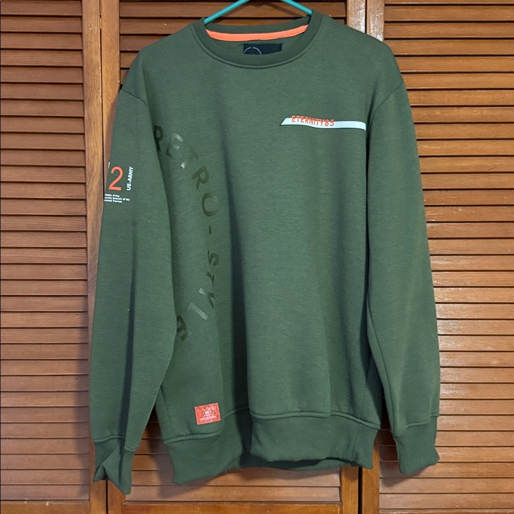Green Army-Style Crewneck Sweatshirt (Men’s)